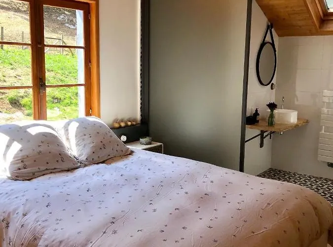 Gites A La Ferme A 5 Minutes Du Lac De Gerardmer. Bed & Breakfast